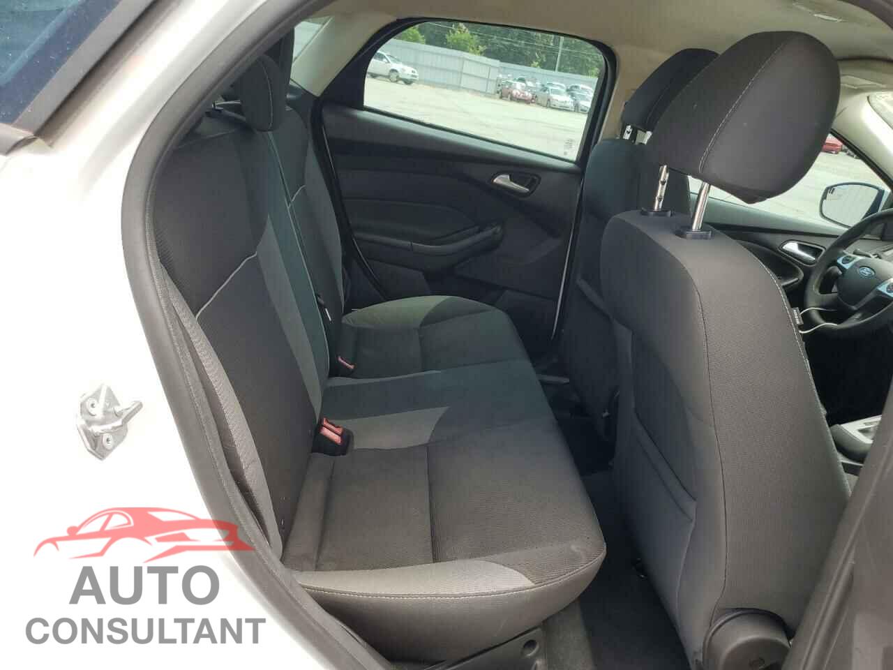 FORD FOCUS 2014 - 1FADP3F29EL445629