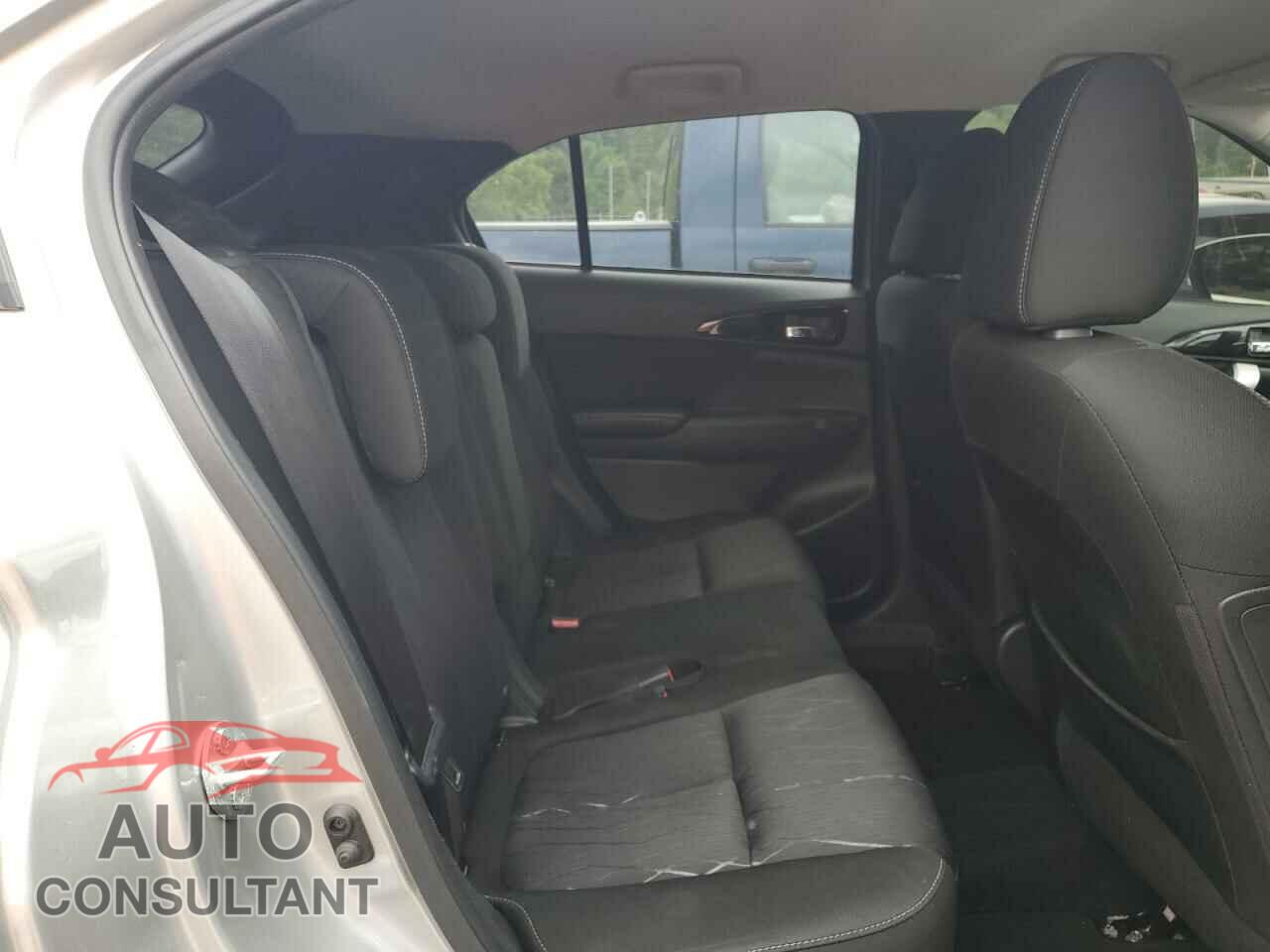 MITSUBISHI ECLIPSE 2018 - JA4AT5AA1JZ050171