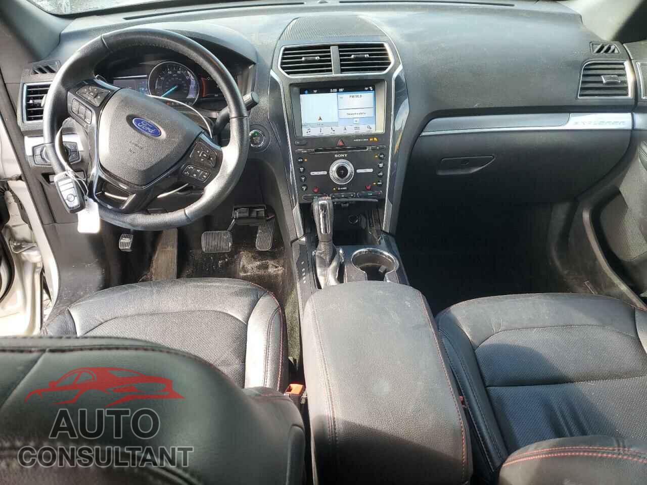 FORD EXPLORER 2018 - 1FM5K8GT1JGB54297