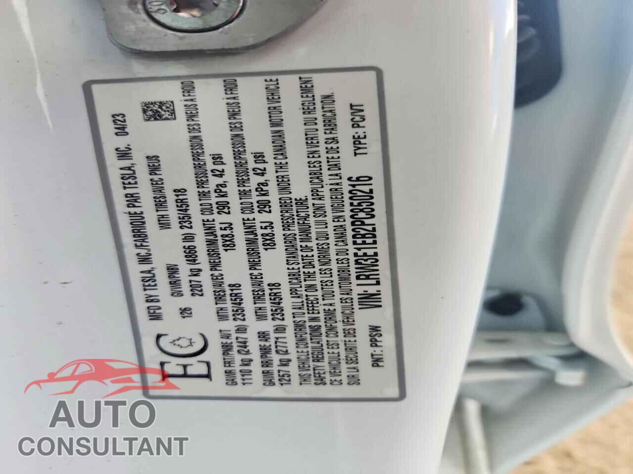 TESLA MODEL 3 2023 - LRW3E1EB2PC850216