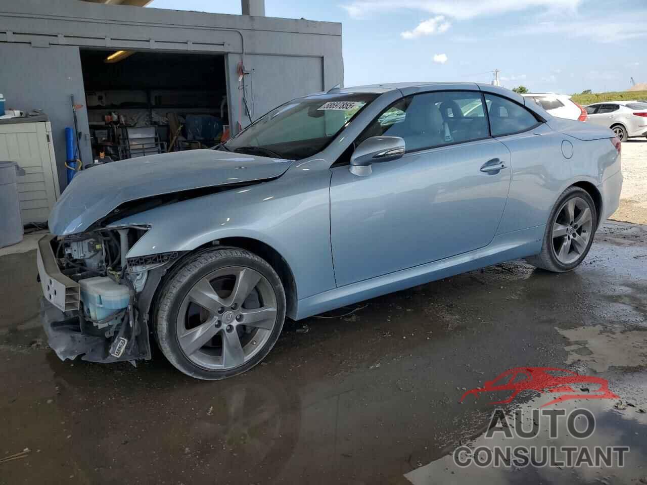 LEXUS IS 2011 - JTHFE2C24B2506442