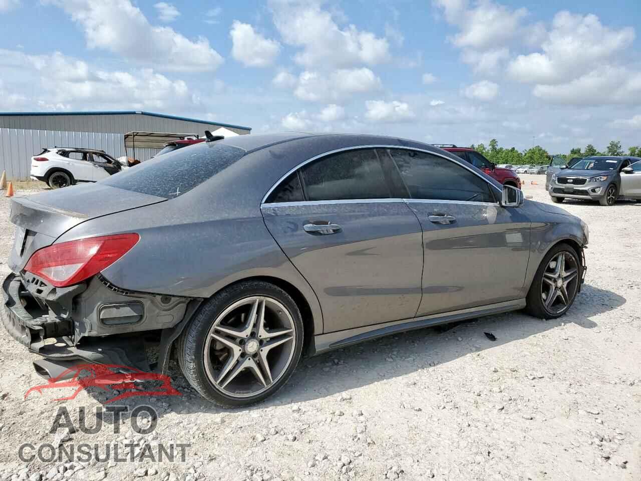 MERCEDES-BENZ CLA-CLASS 2015 - WDDSJ4EB9FN174352