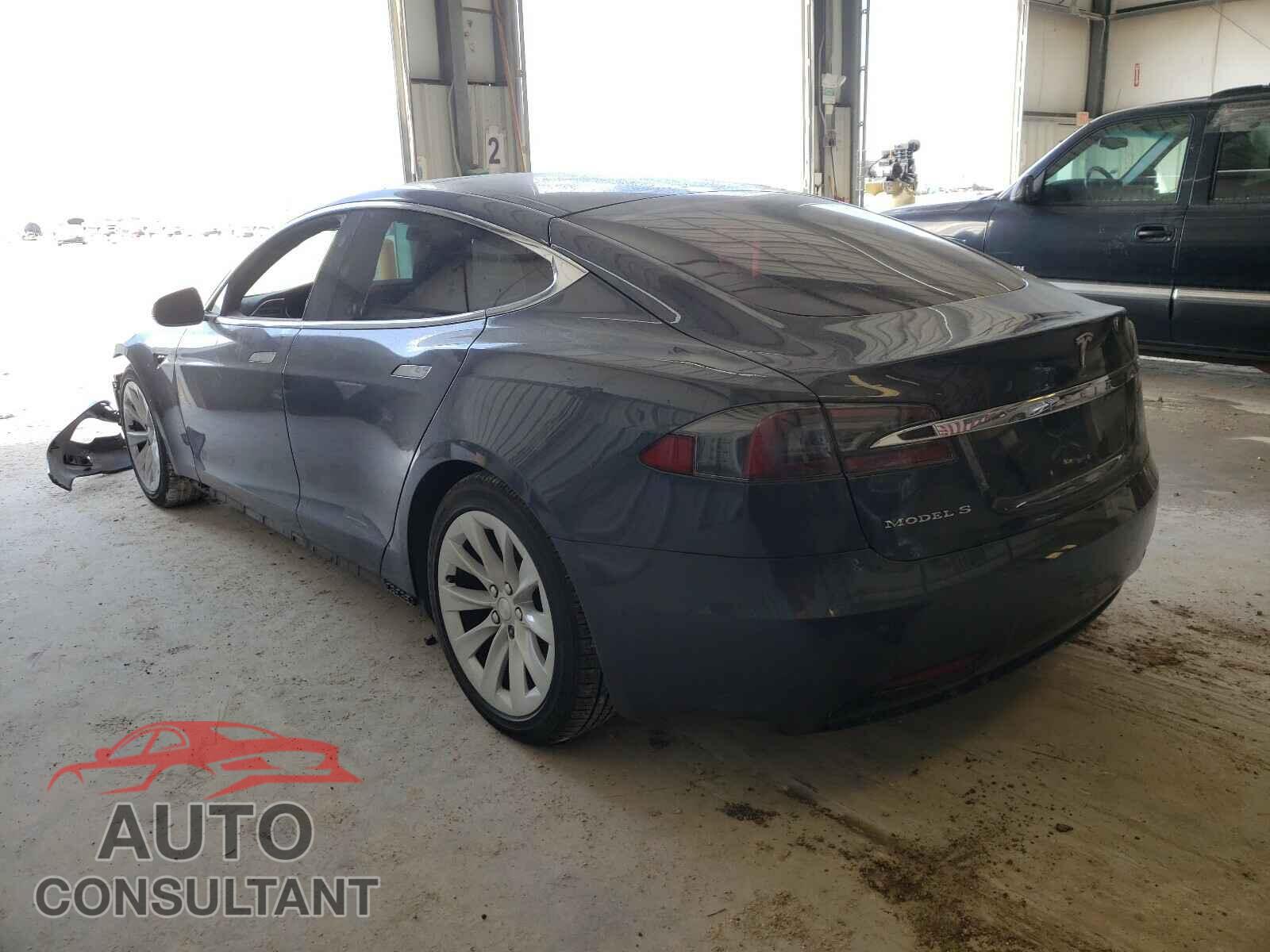 TESLA MODEL S 2017 - 5YJSA1E12HF211114