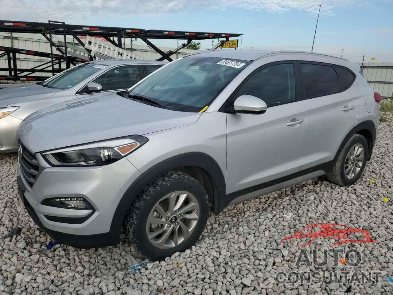 HYUNDAI TUCSON 2017 - KM8J33A48HU373463