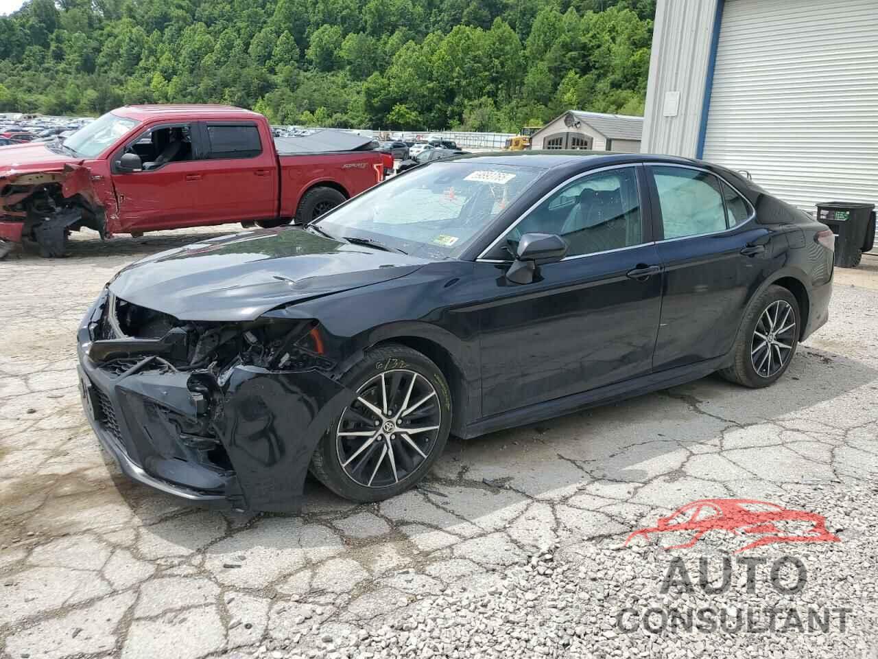 TOYOTA CAMRY 2021 - 4T1G11AK1MU415436