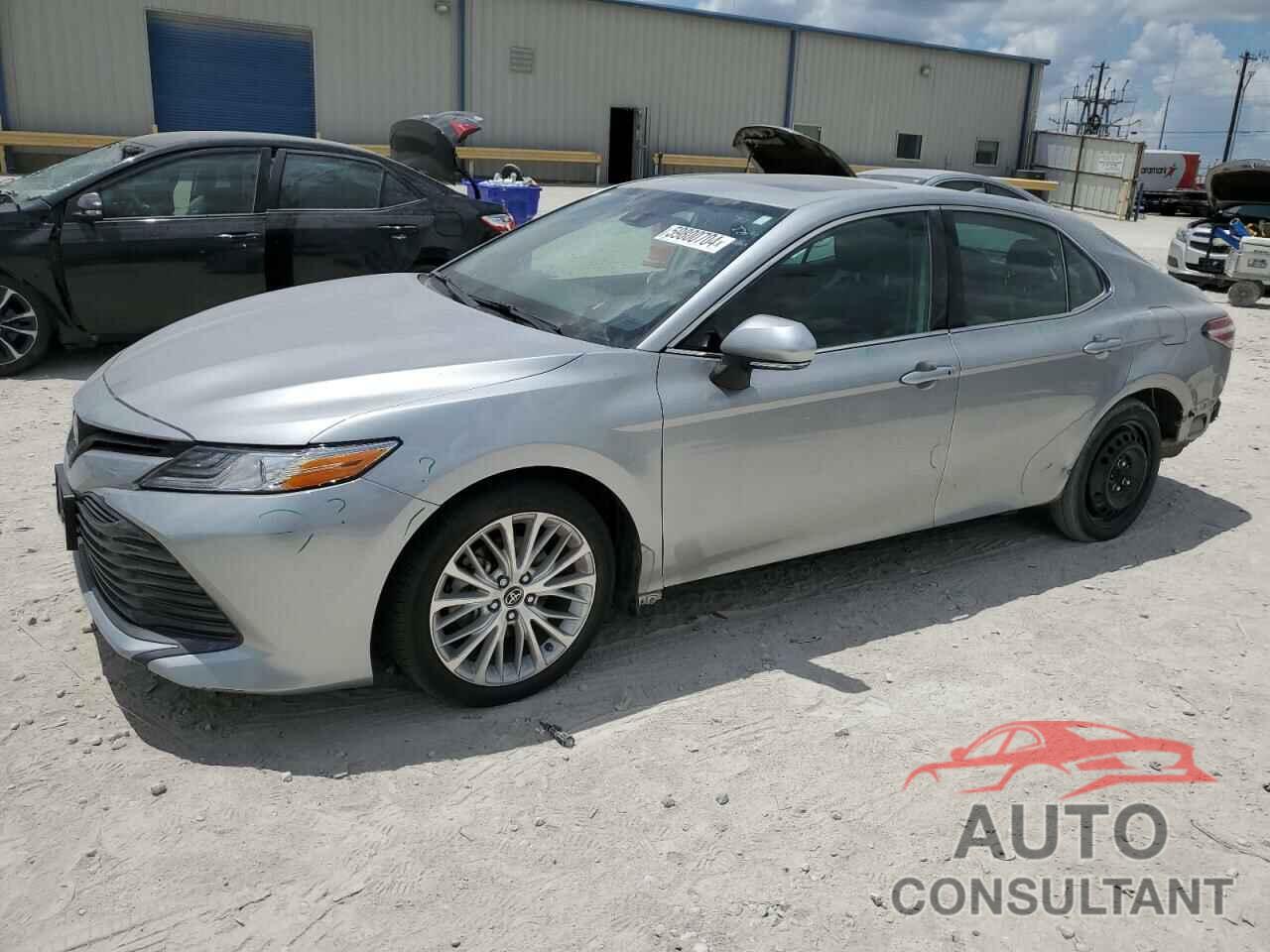 TOYOTA CAMRY 2019 - 4T1B21HK4KU513595