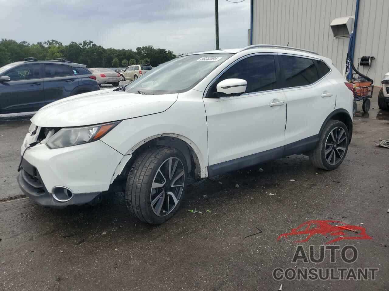 NISSAN ROGUE 2017 - JN1BJ1CP3HW004866
