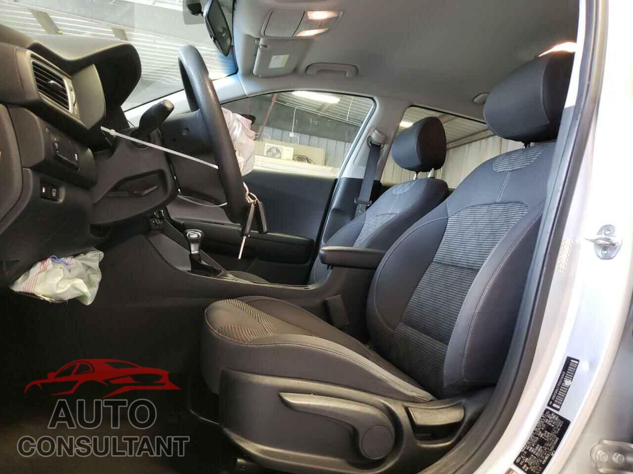 KIA NIRO 2017 - KNDCB3LC7H5074948