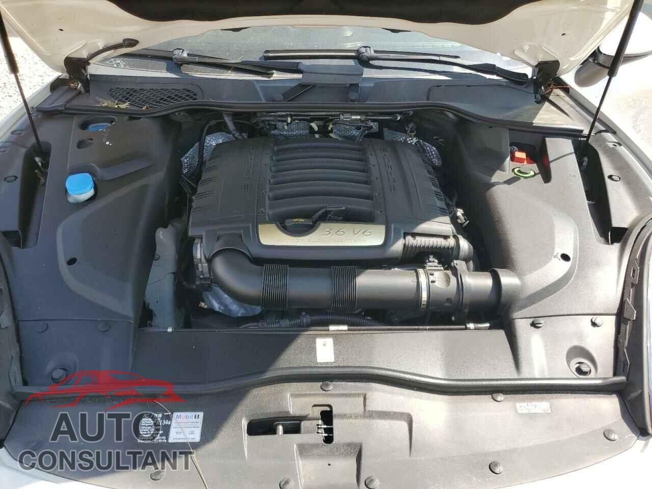 PORSCHE CAYENNE 2016 - WP1AA2A26GLA09807