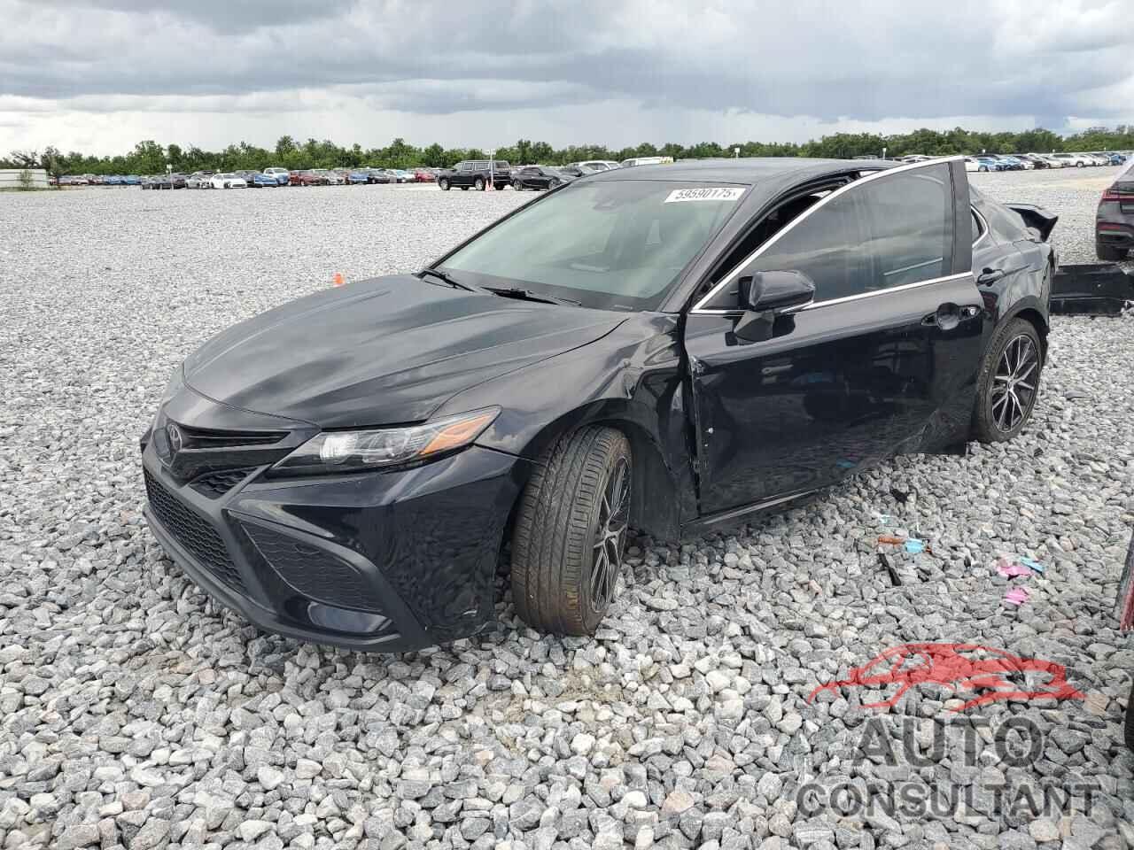 TOYOTA CAMRY 2022 - 4T1G11AK5NU666686