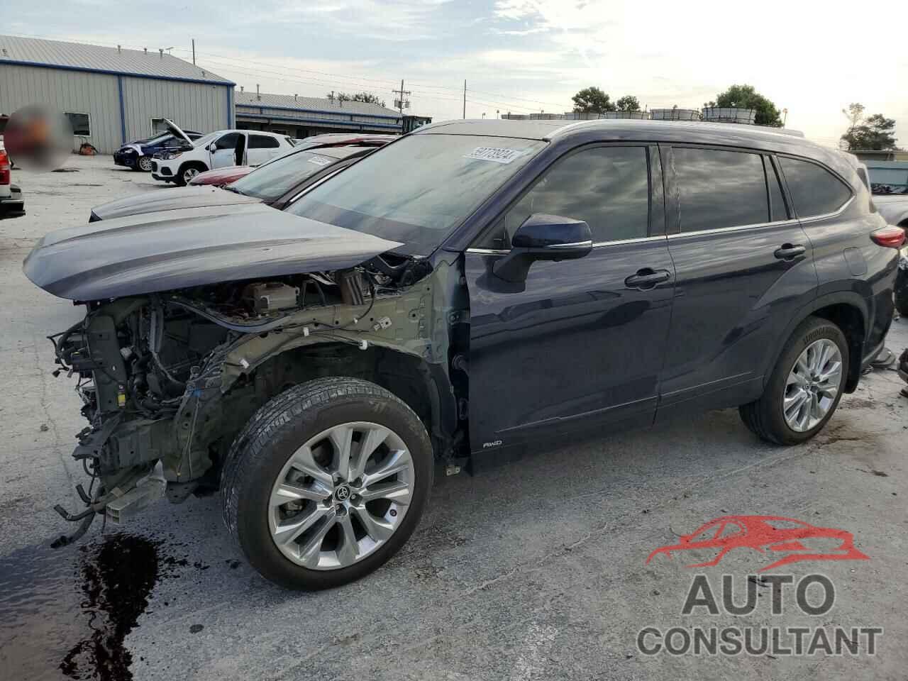 TOYOTA HIGHLANDER 2023 - 5TDXBRCHXPS564504