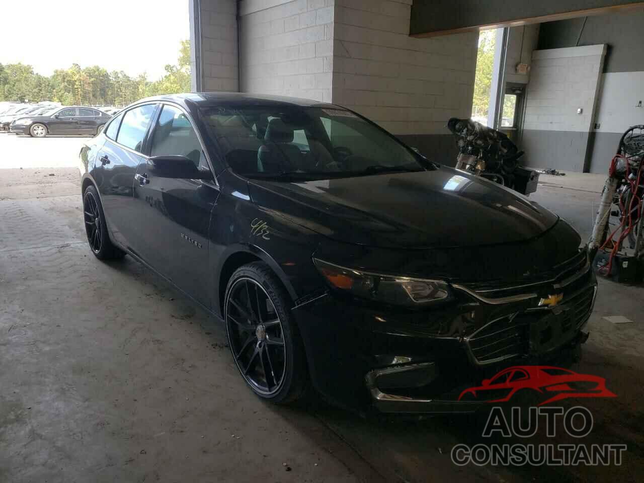 CHEVROLET MALIBU 2018 - 1G1ZD5STXJF271980