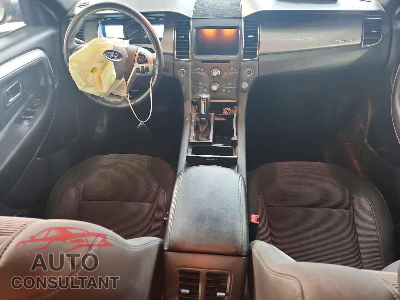 FORD TAURUS 2015 - 1FAHP2E85FG193891