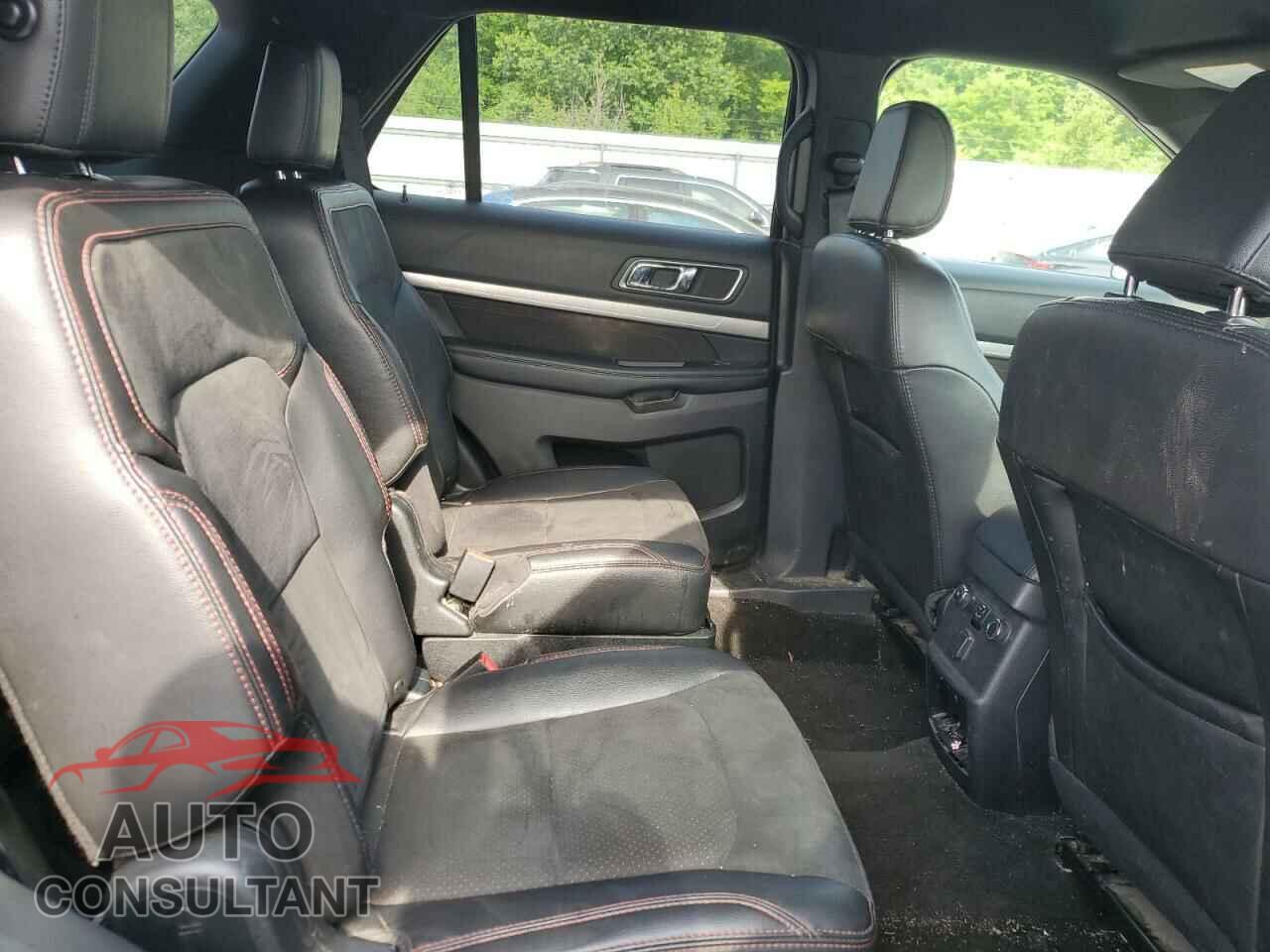 FORD EXPLORER 2018 - 1FM5K8D86JGB15463