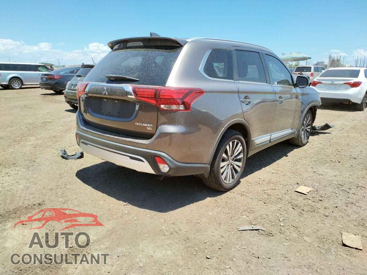 MITSUBISHI OUTLANDER 2019 - JA4AD3A37KZ012223
