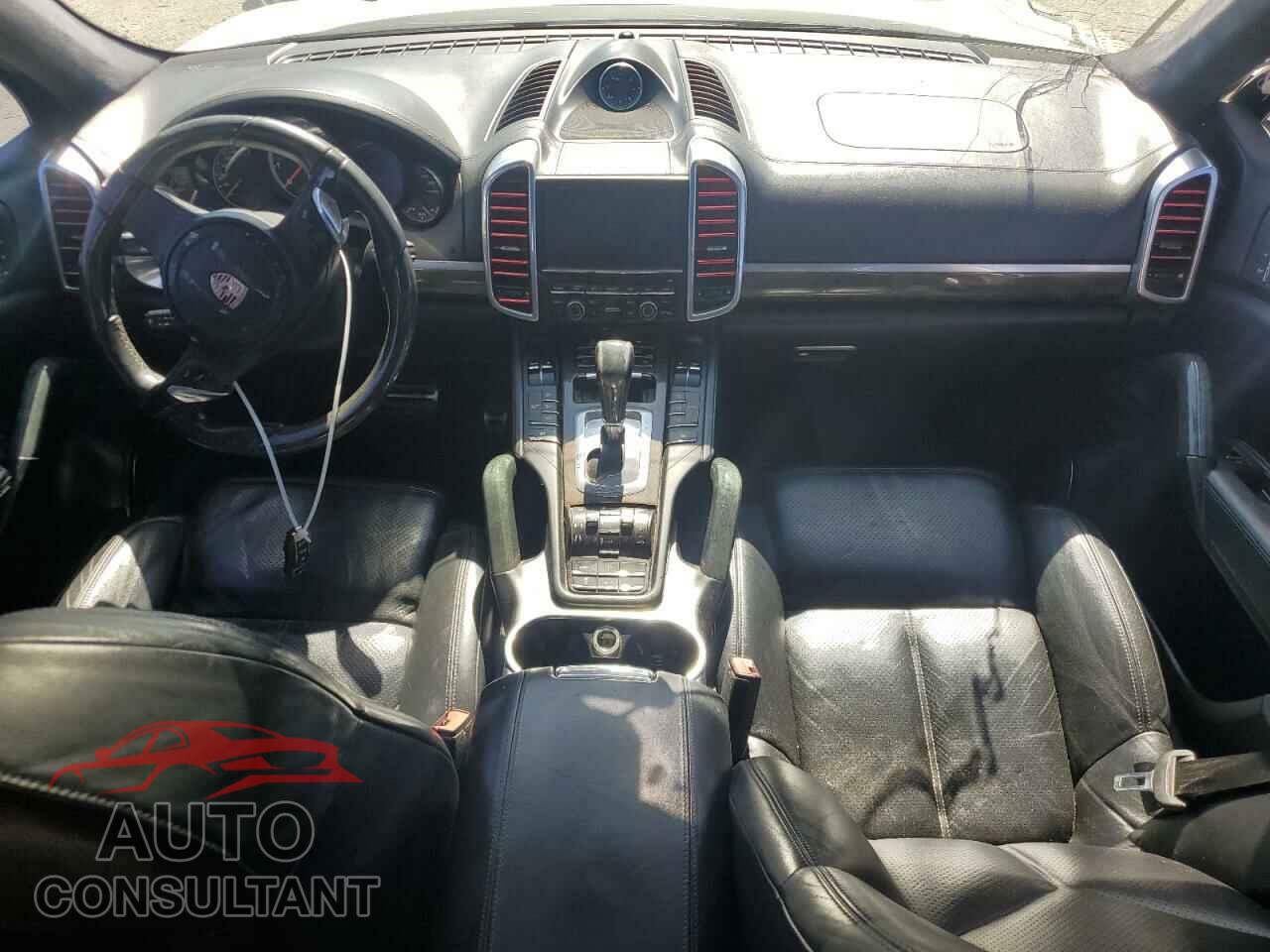 PORSCHE CAYENNE 2011 - WP1AC2A25BLA85859