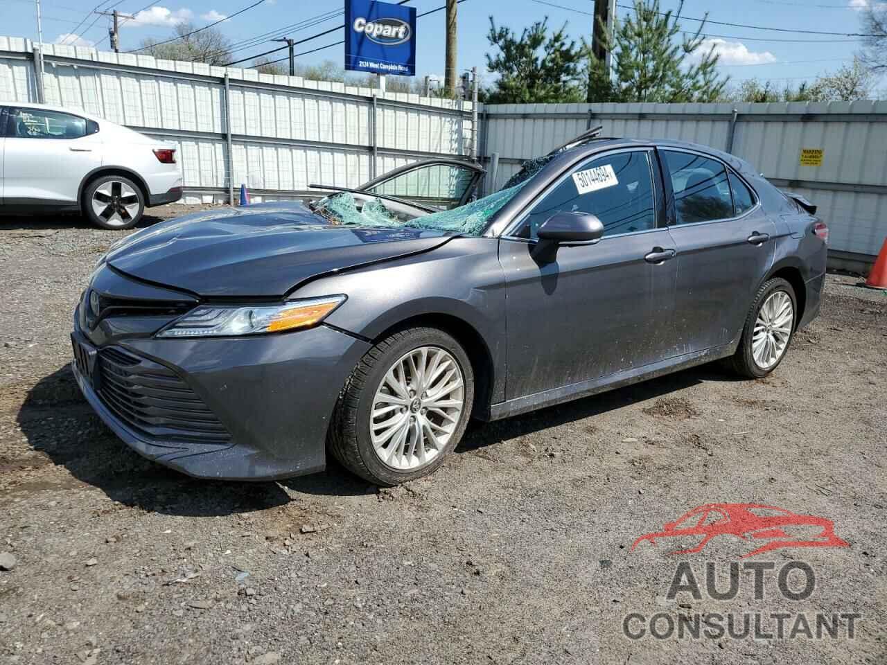 TOYOTA CAMRY 2018 - 4T1B21HK4JU504913