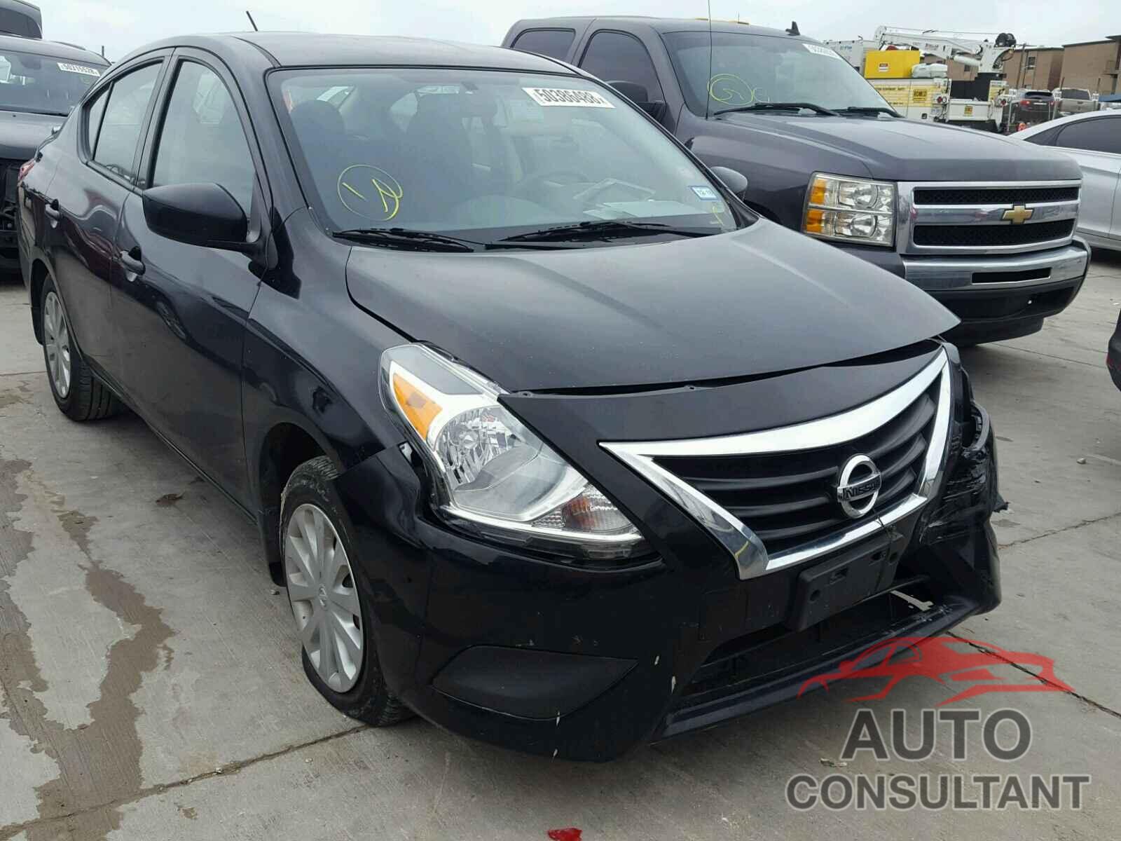 NISSAN VERSA 2017 - 3N1CN7AP8HL857476