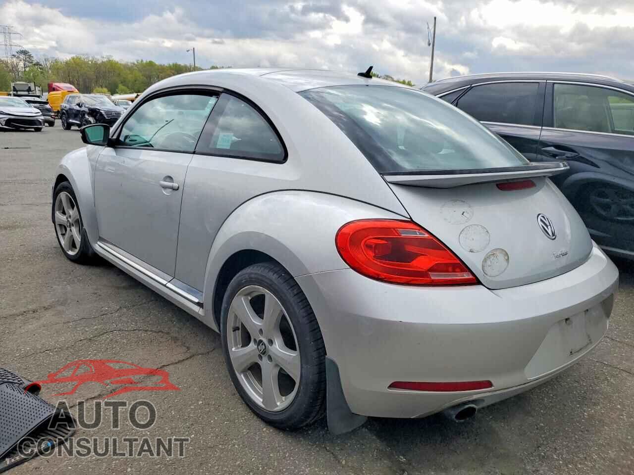VOLKSWAGEN BEETLE 2012 - 3VW4A7AT2CM633730