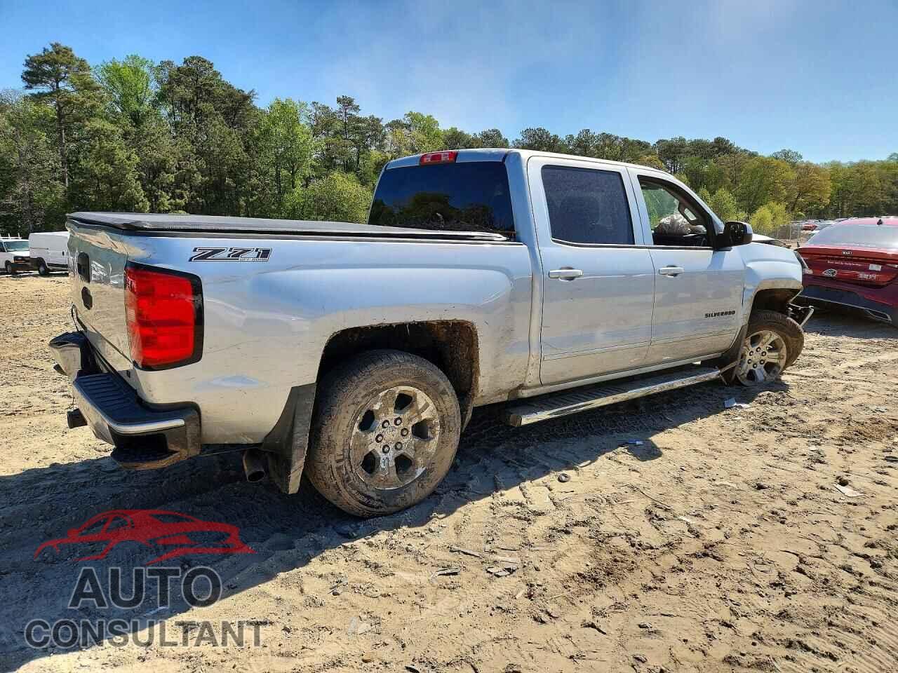 CHEVROLET SILVERADO 2017 - 3GCUKREC5HG149238