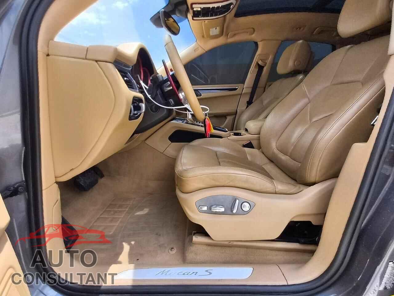 PORSCHE MACAN 2015 - WP1AB2A5XFLB57433