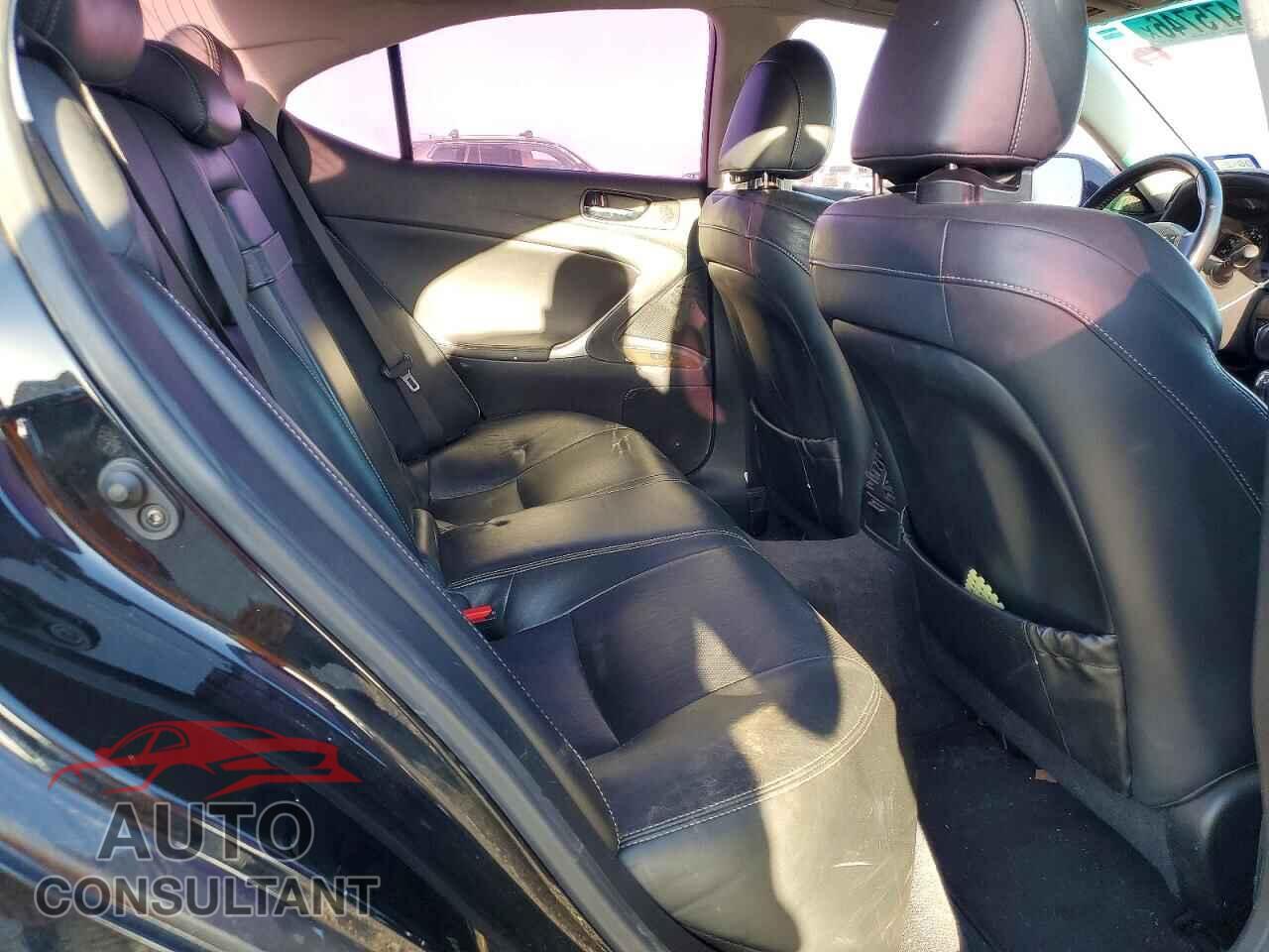 LEXUS IS 2010 - JTHBF5C28A5111691