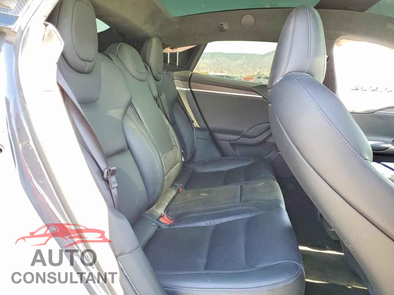 TESLA MODEL S 2022 - 5YJSA1E53NF460844