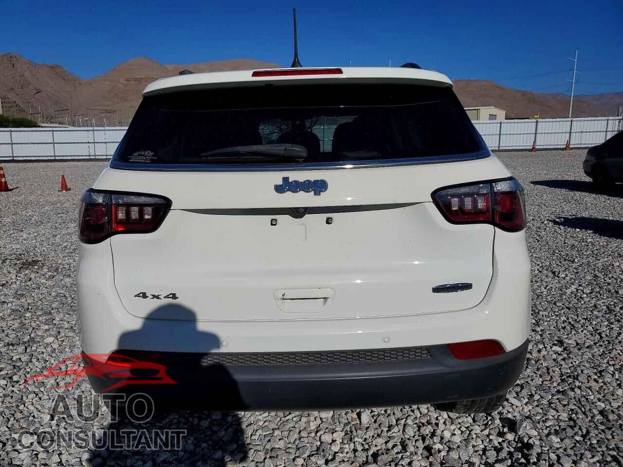 JEEP COMPASS 2017 - 3C4NJDBB9HT688653