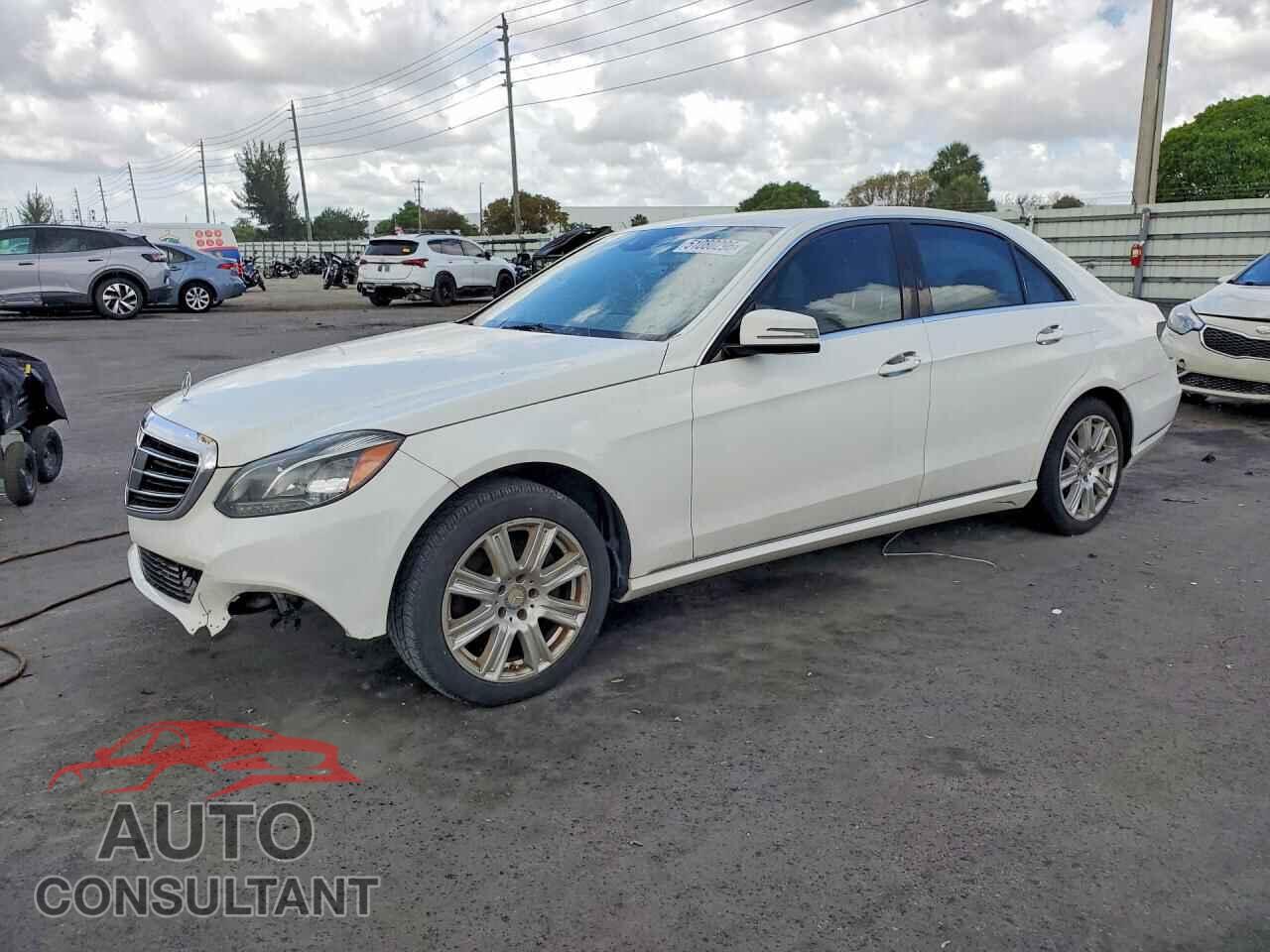 MERCEDES-BENZ E-CLASS 2014 - WDDHF0EB7EA900381