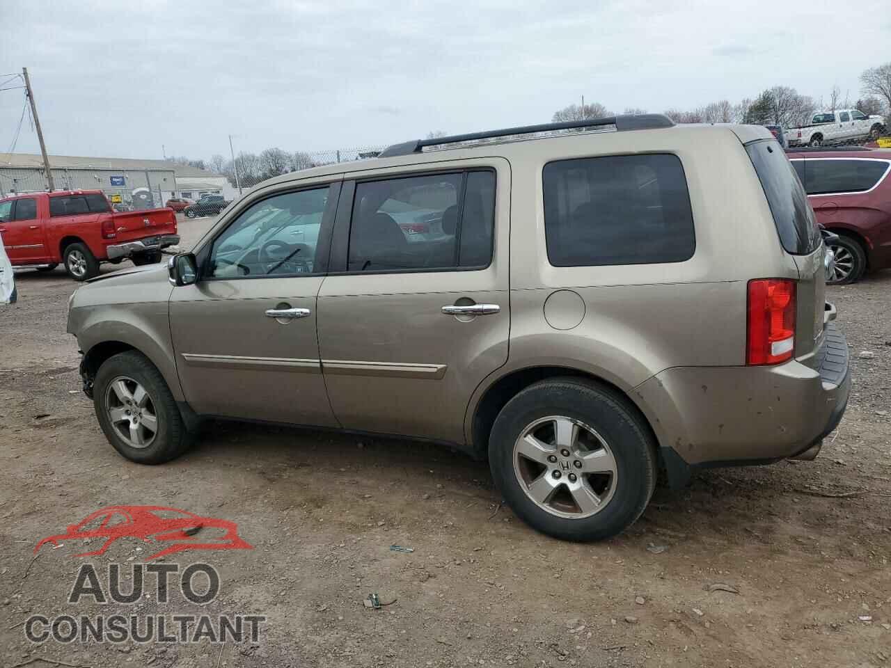 HONDA PILOT 2011 - 5FNYF4H57BB040167