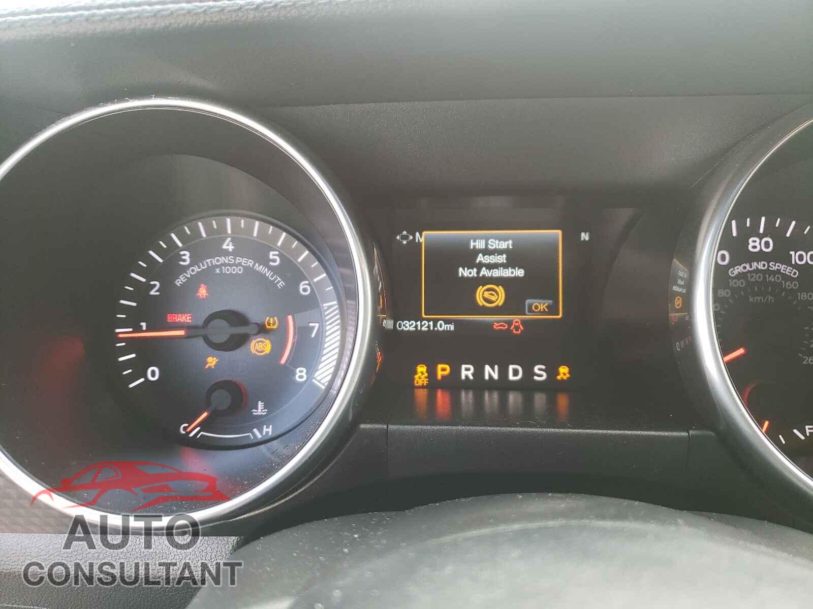 FORD MUSTANG 2018 - 1FA6P8TH9J5179073