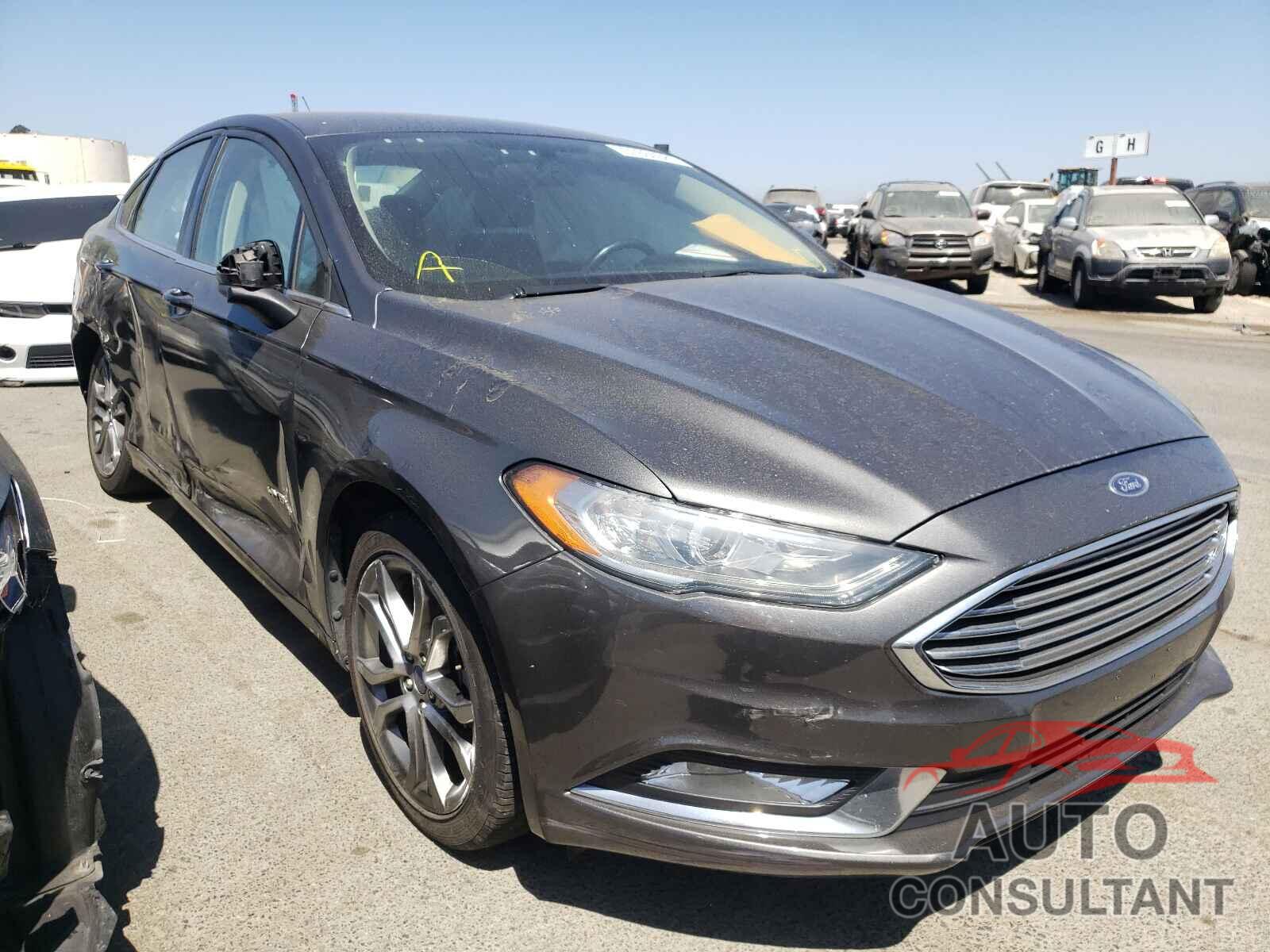 FORD FUSION 2017 - 3FA6P0LU8HR300245