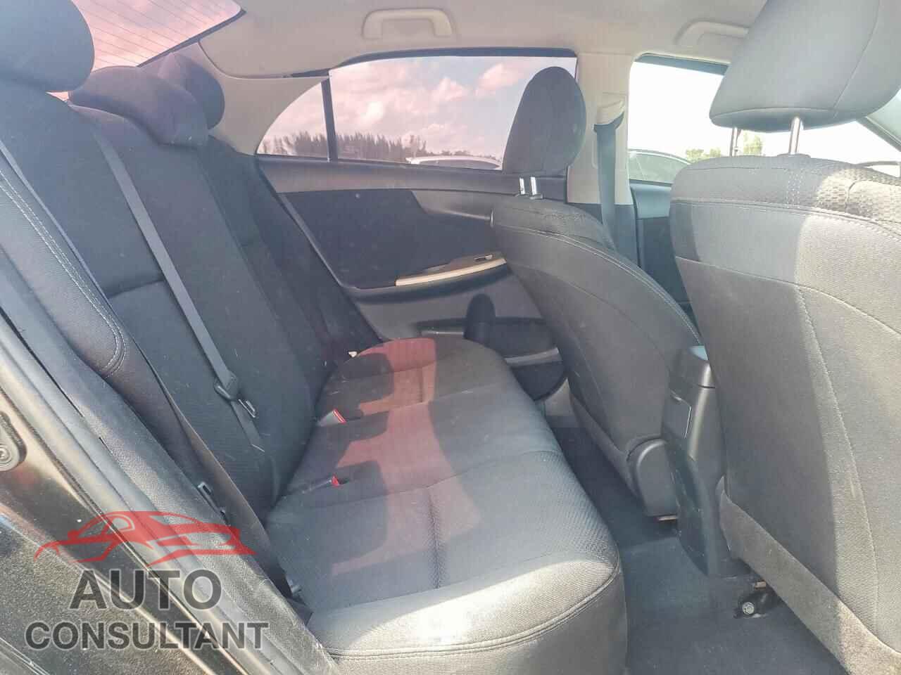 TOYOTA COROLLA 2012 - 2T1BU4EEXCC868462