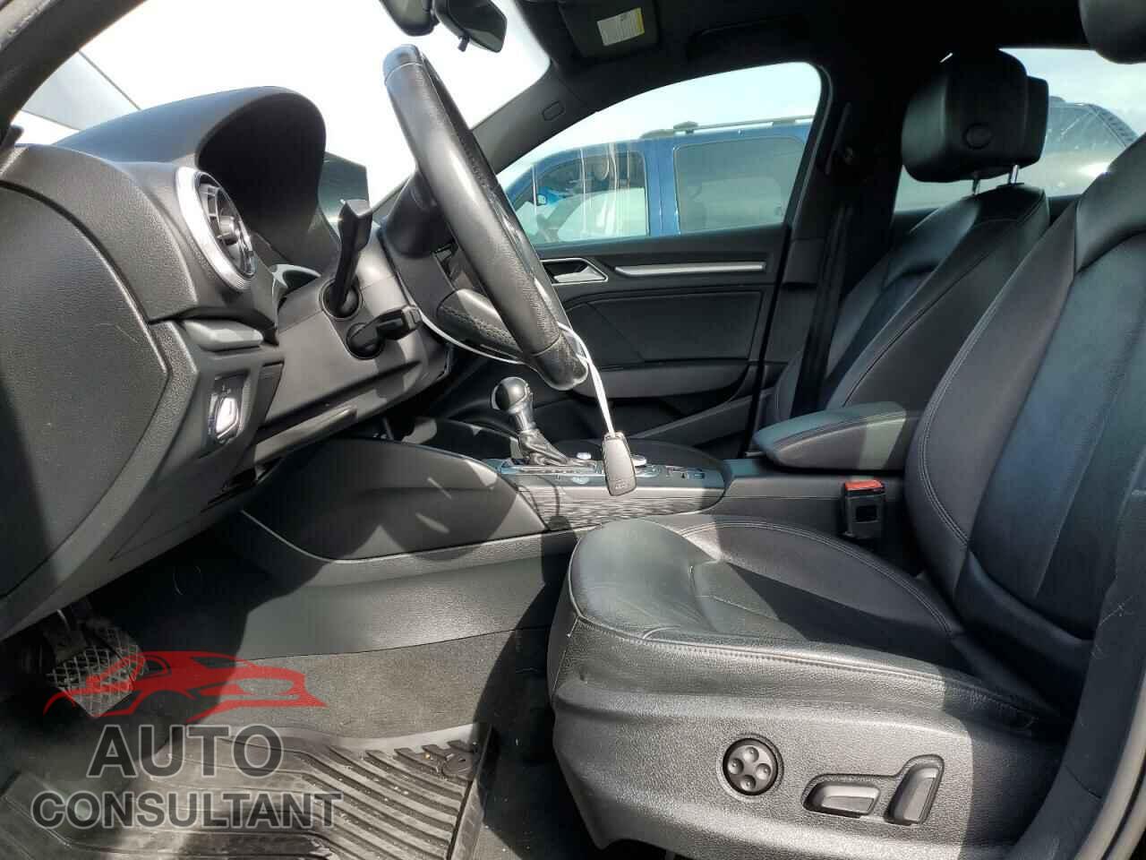 AUDI A3 2017 - WAUB8GFF5H1019443