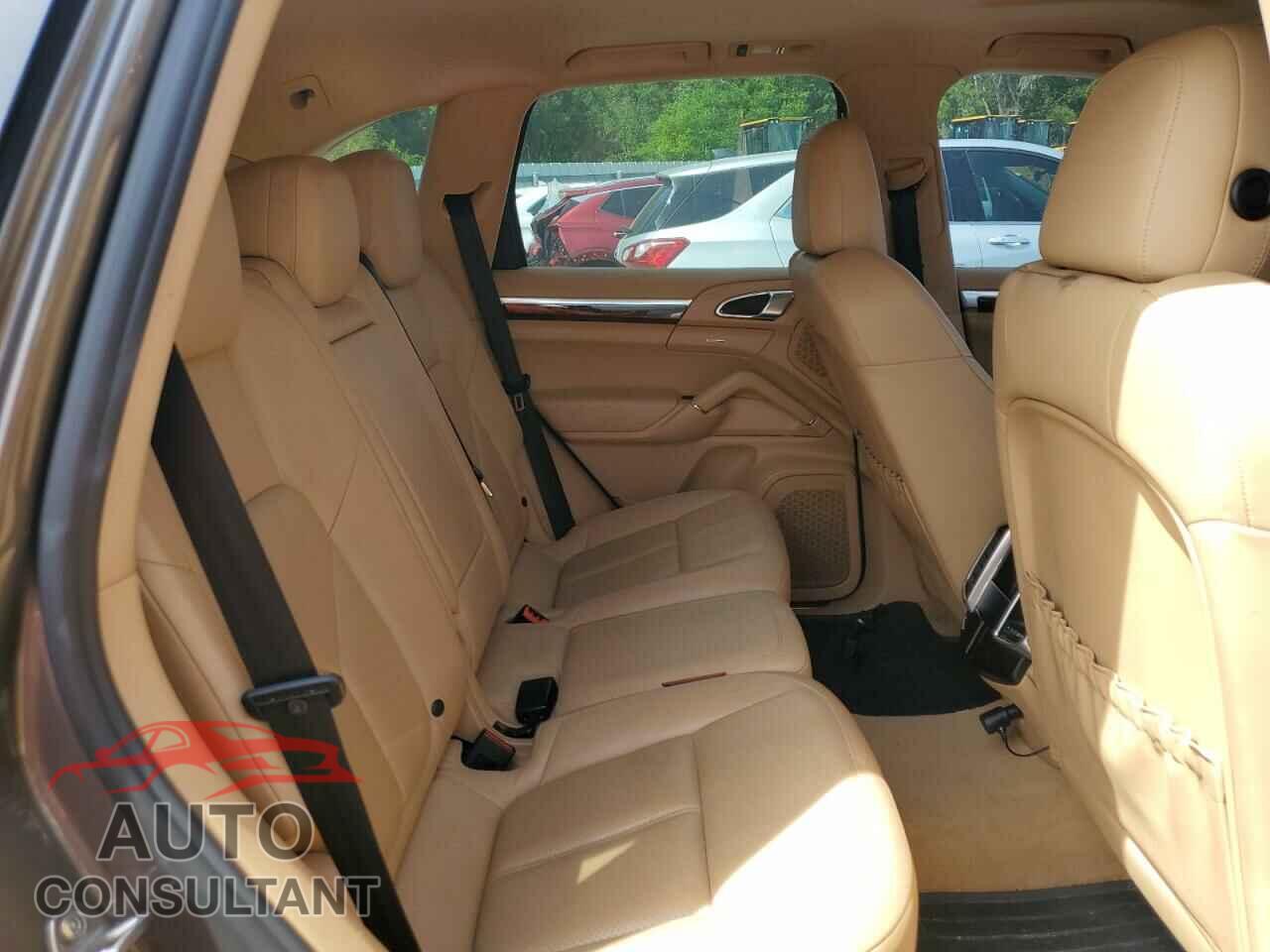 PORSCHE CAYENNE 2011 - WP1AB2A26BLA44787