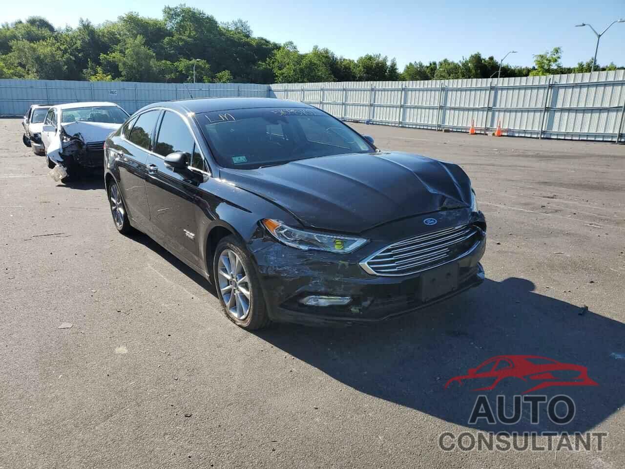FORD FUSION 2017 - 3FA6P0SU9HR153595