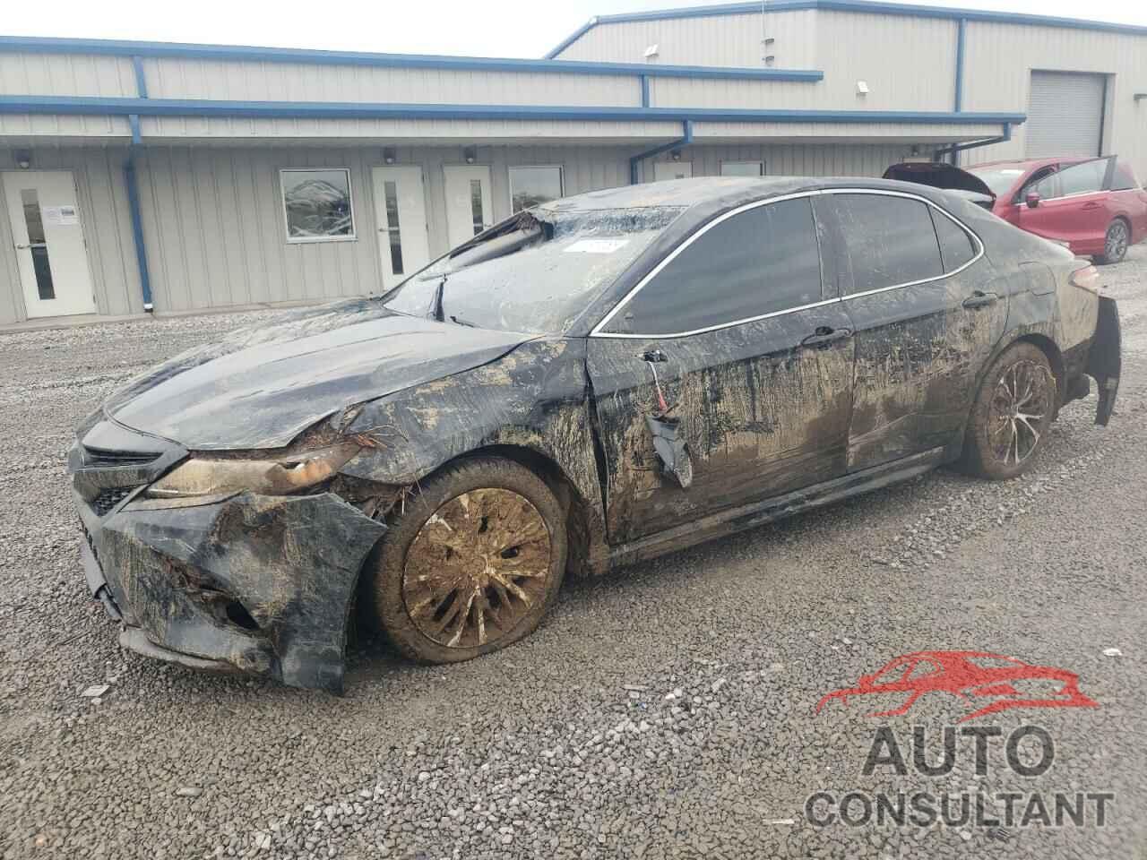 TOYOTA CAMRY 2018 - 4T1B11HK7JU674332