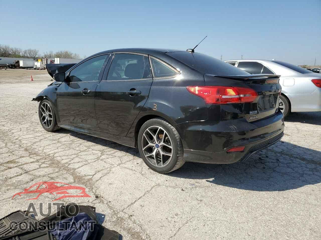 FORD FOCUS 2015 - 1FADP3F20FL385225
