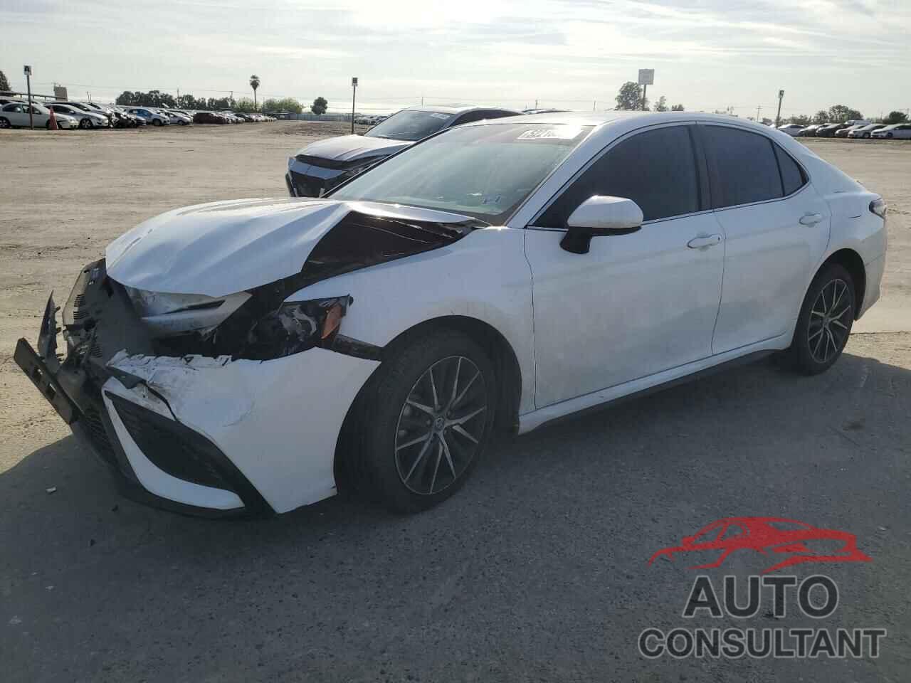 TOYOTA CAMRY 2021 - 4T1G11AK5MU483755