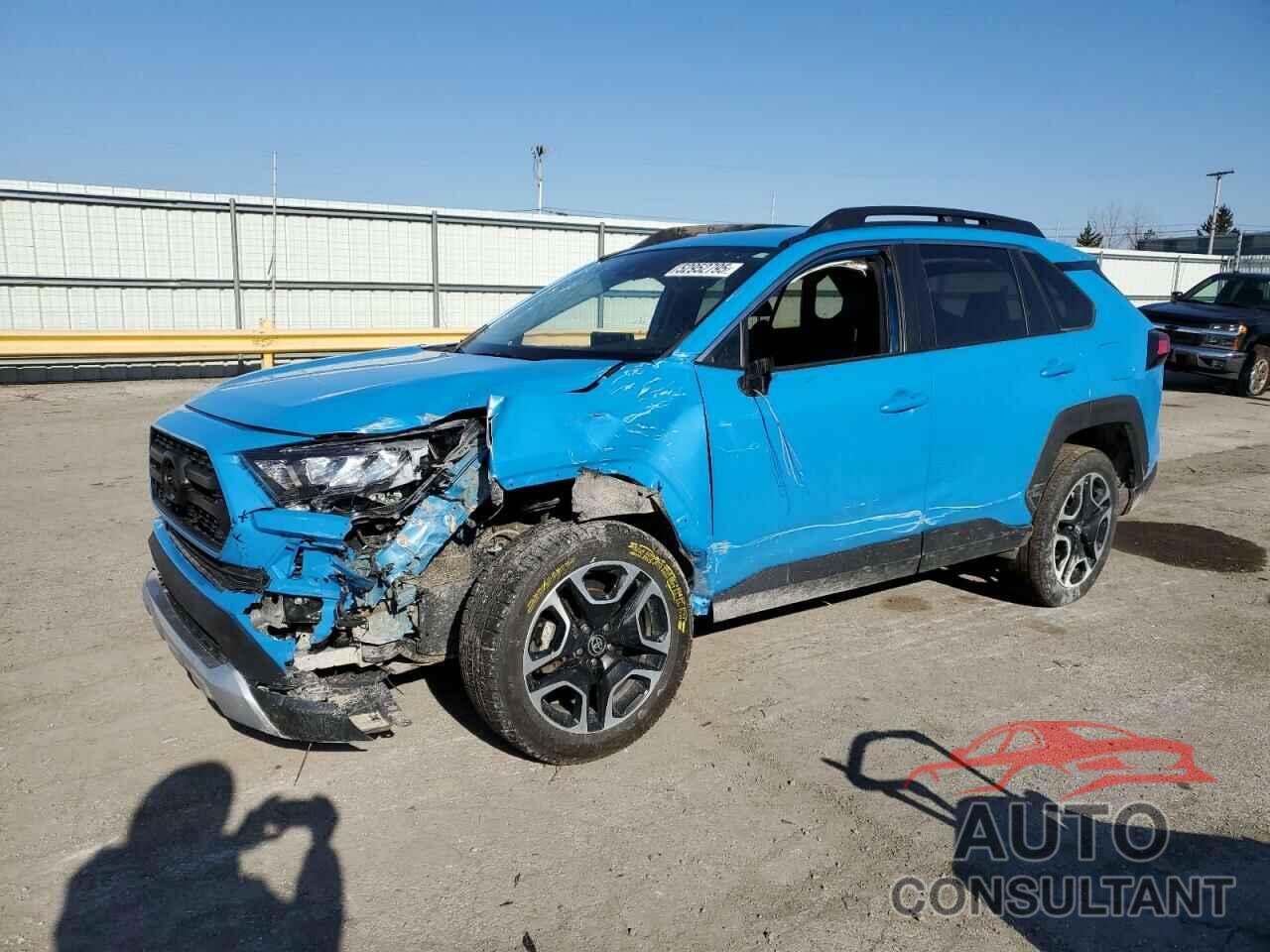 TOYOTA RAV4 2021 - 2T3J1RFV7MW214512
