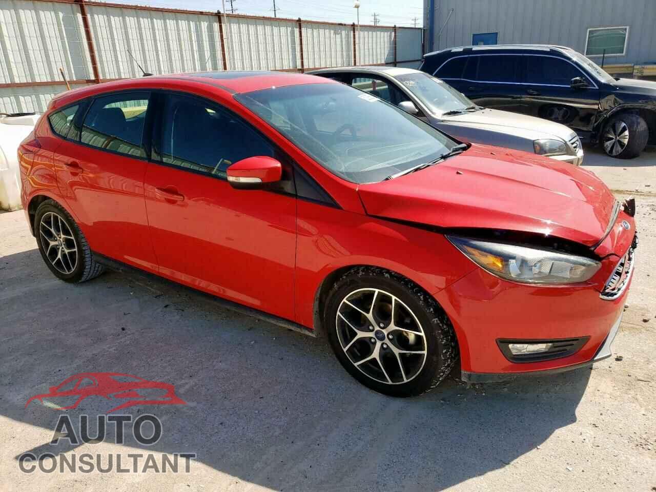FORD FOCUS 2017 - 1FADP3M26HL264527