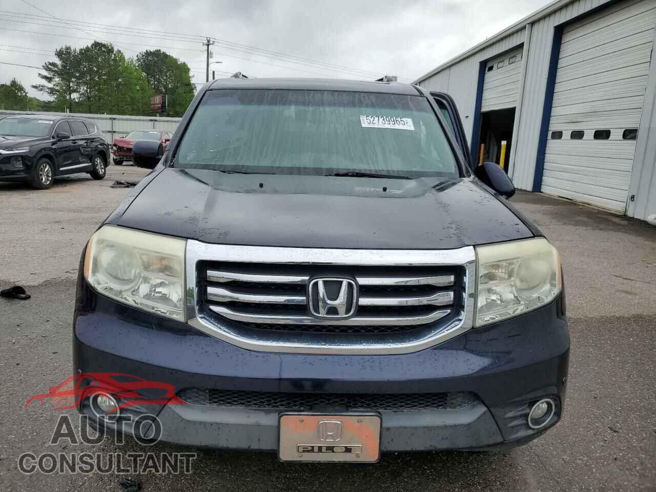 HONDA PILOT 2013 - 5FNYF3H96DB005880