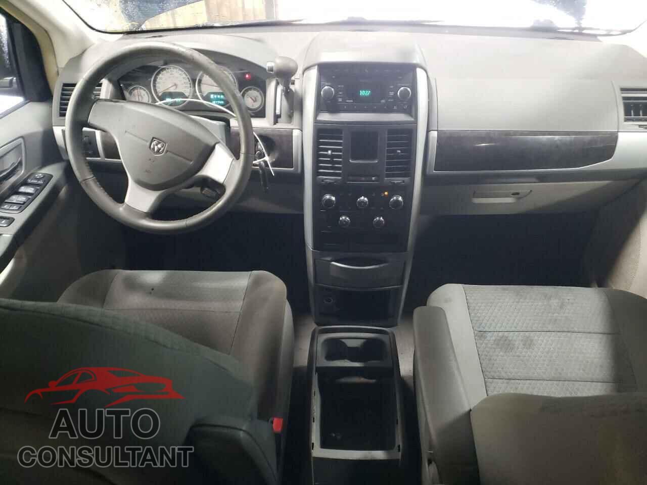 DODGE CARAVAN 2010 - 2D4RN5D15AR140564