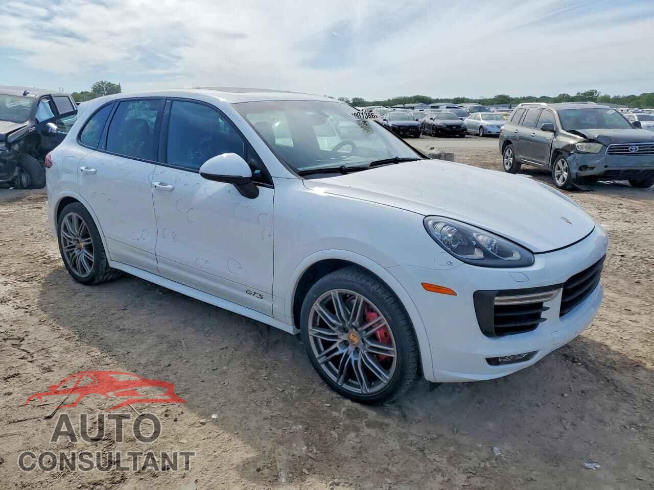PORSCHE CAYENNE 2017 - WP1AD2A22HLA83928