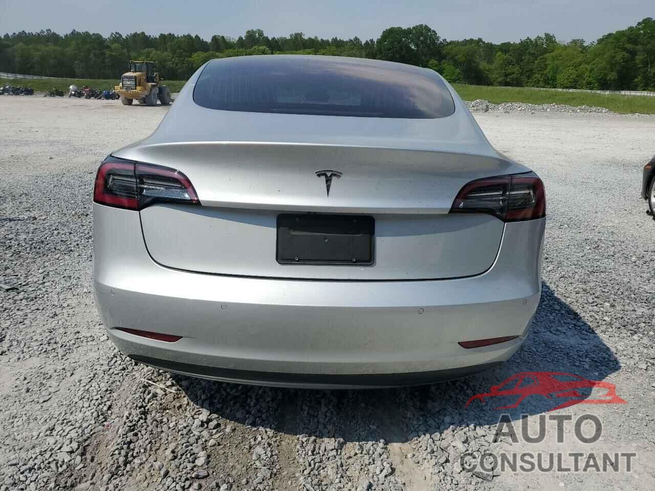 TESLA MODEL 3 2018 - 5YJ3E1EAXJF048582