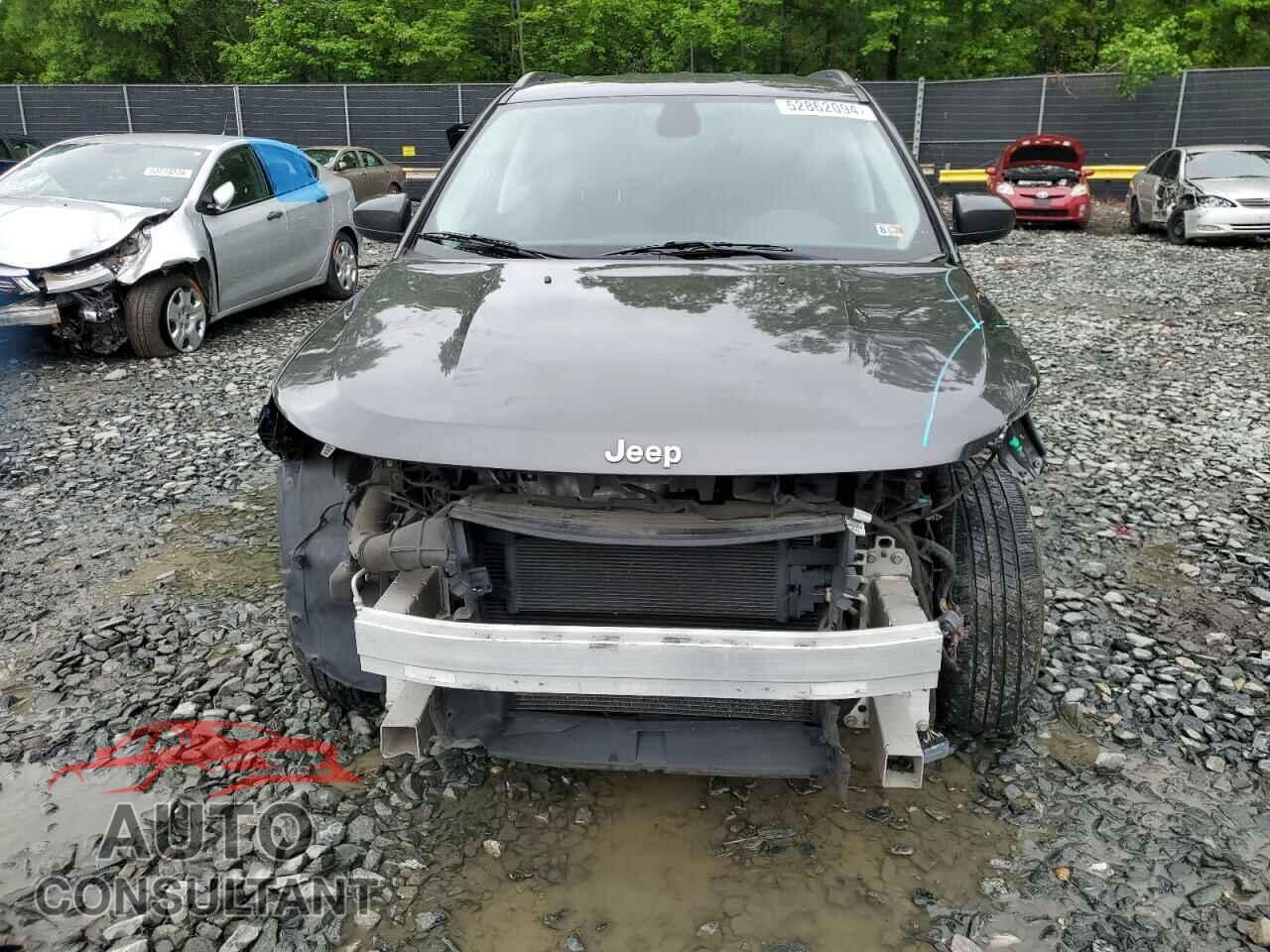 JEEP COMPASS 2018 - 3C4NJDBB9JT283012