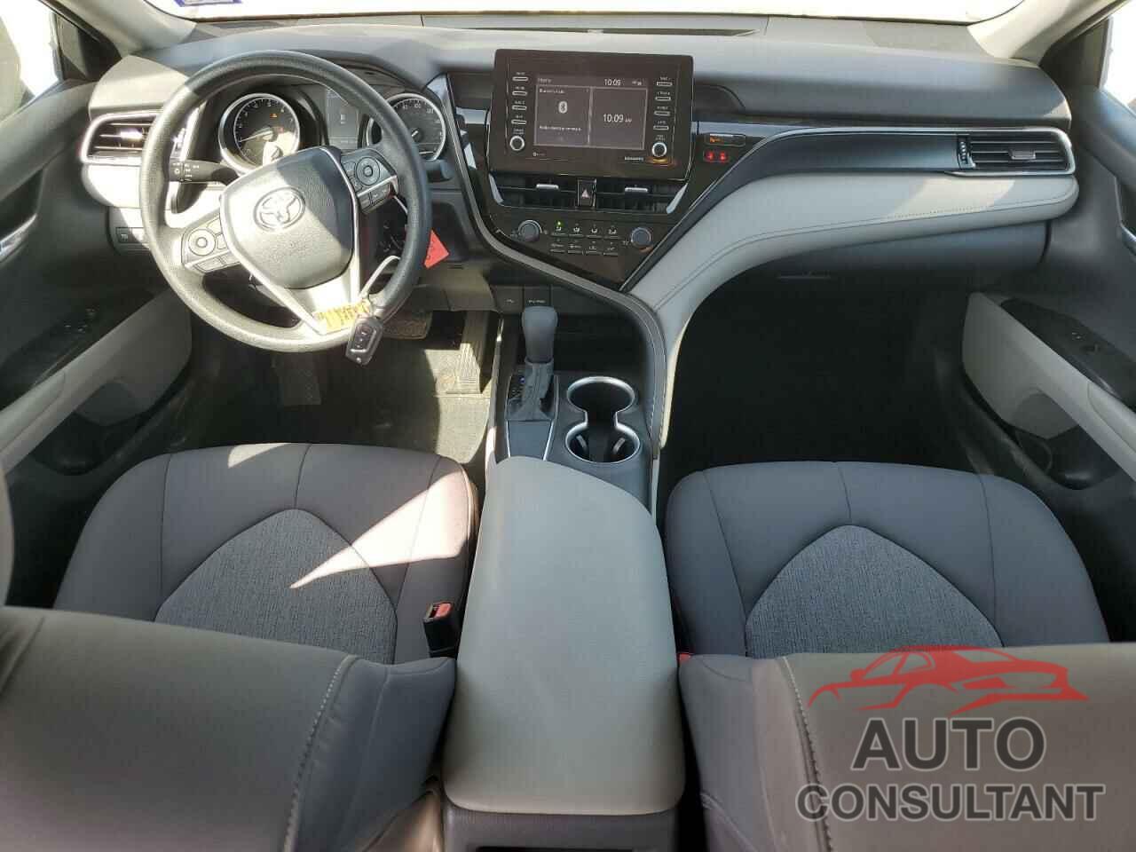 TOYOTA CAMRY 2021 - 4T1C11AK3MU517450