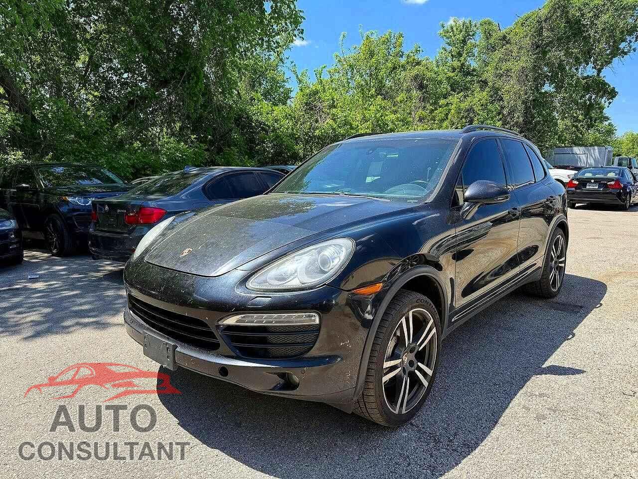 PORSCHE CAYENNE 2012 - WP1AB2A23CLA45610