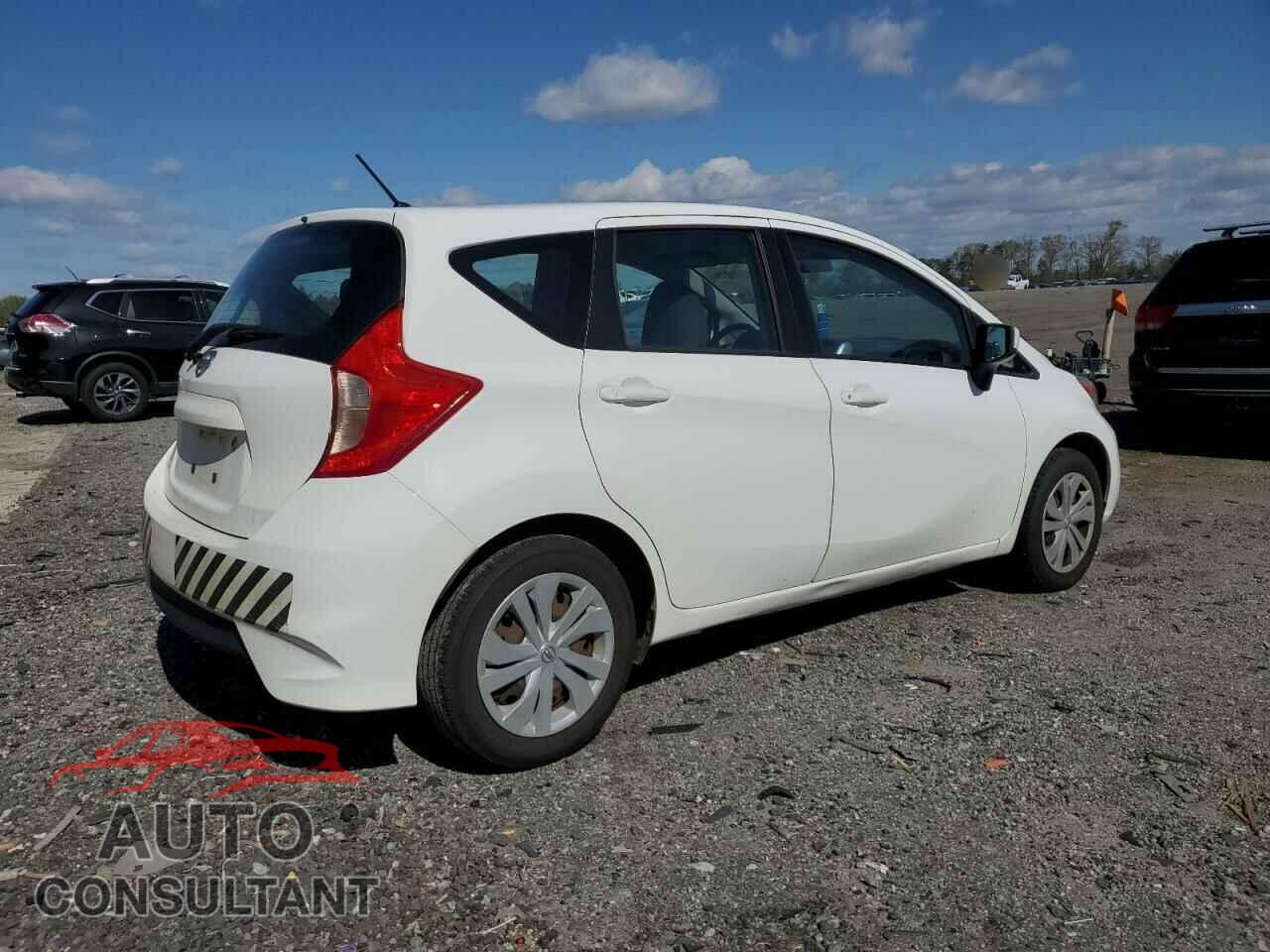 NISSAN VERSA 2017 - 3N1CE2CP3HL374039