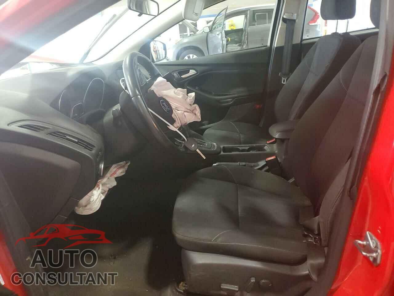 FORD FOCUS 2016 - 1FADP3F25GL304768
